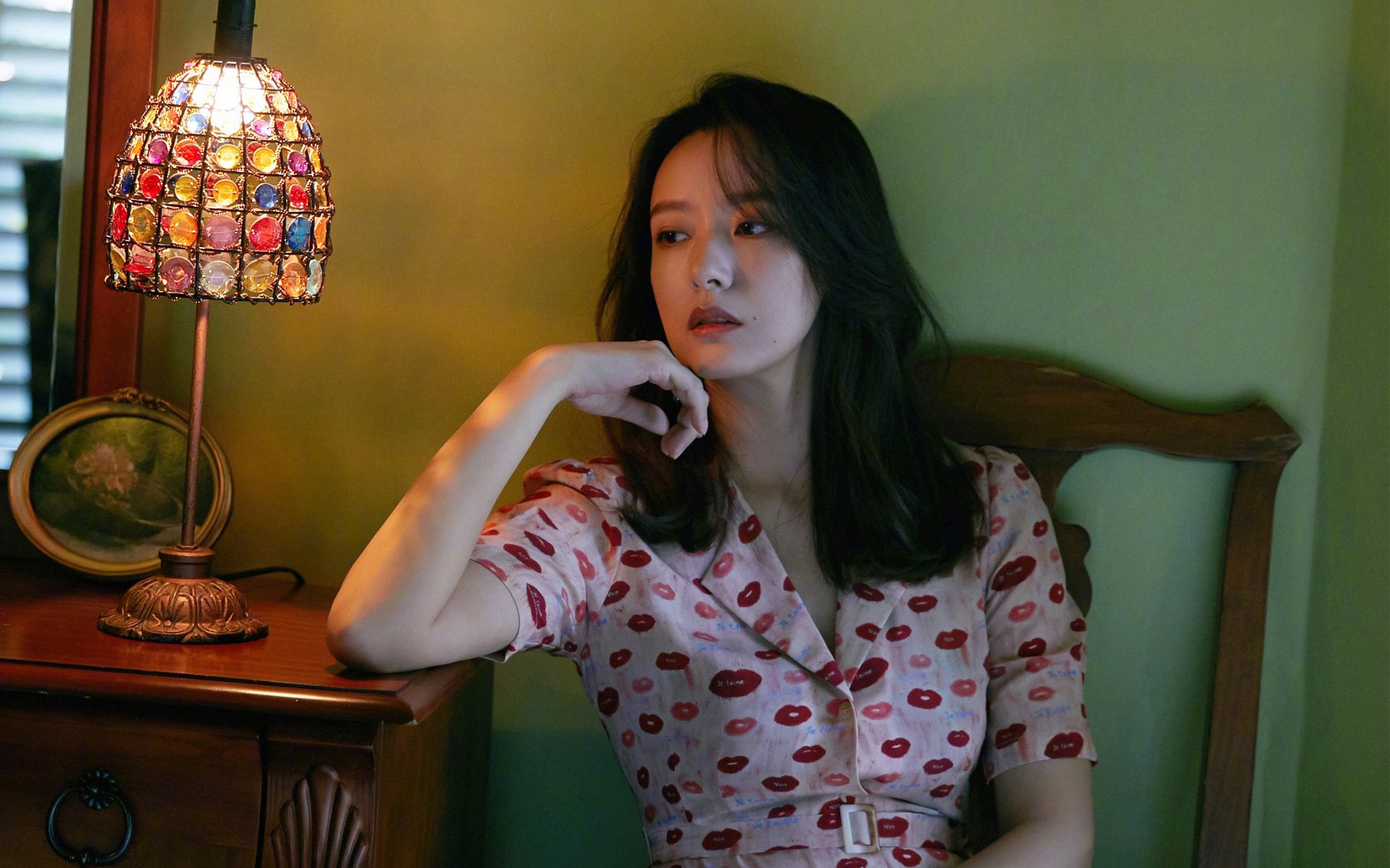 开云体育官方网入口-德利赫特加盟曼联，增强防线，德利赫特穿过几号球衣